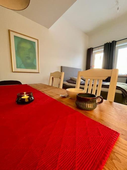 Newly Built Bright Apartment, Close To Everything If You Want To Visit Stockholm, You Will Find The Perfect Accommodation Here! Ferry Line 80 Makes It Very Convenient And Easy To Get To The City Center ناكا المظهر الخارجي الصورة